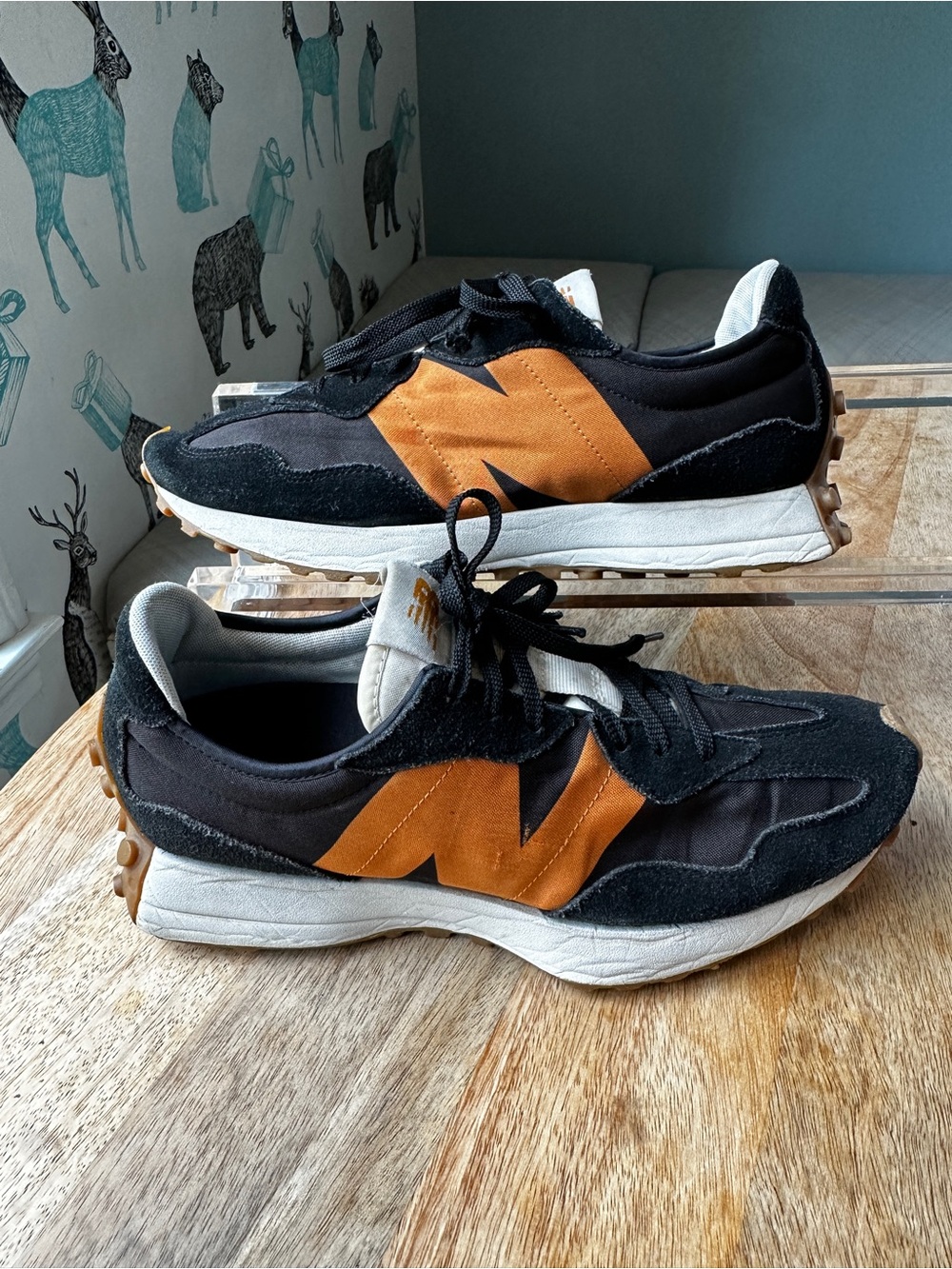 New Balance 327 Size 10 Black Orange Retro Sneakers